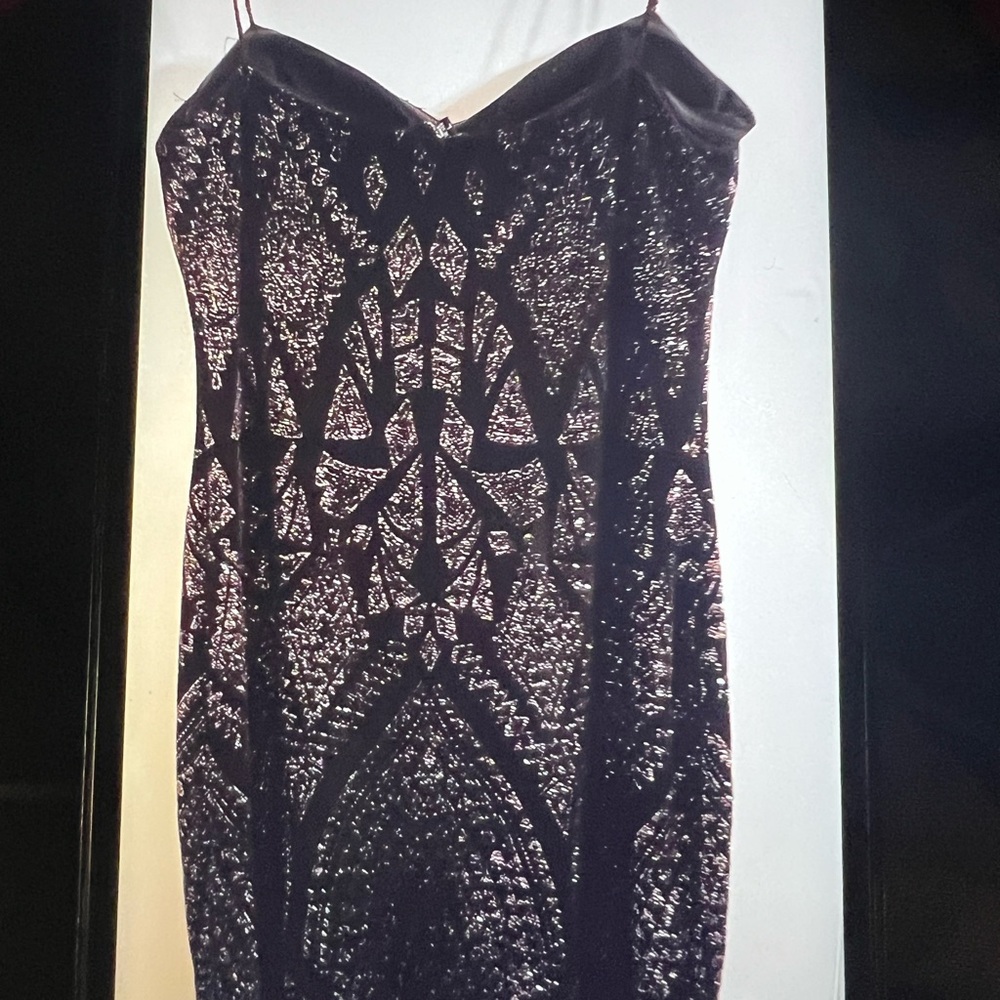 Dress-Black/Gold Strapless Size LRG